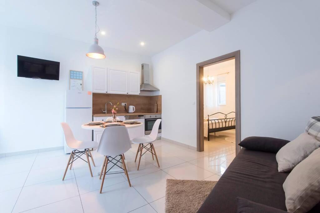 Apartman M&S 1 Kali, Otok Ugljan Leilighet Eksteriør bilde